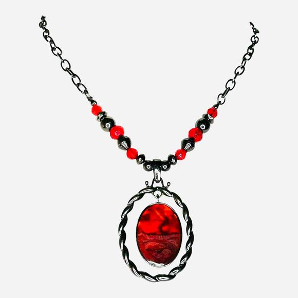 Red Oval Pendant Gunmetal Silver Tone Bead Link Chain Necklace - Picture 1 of 3